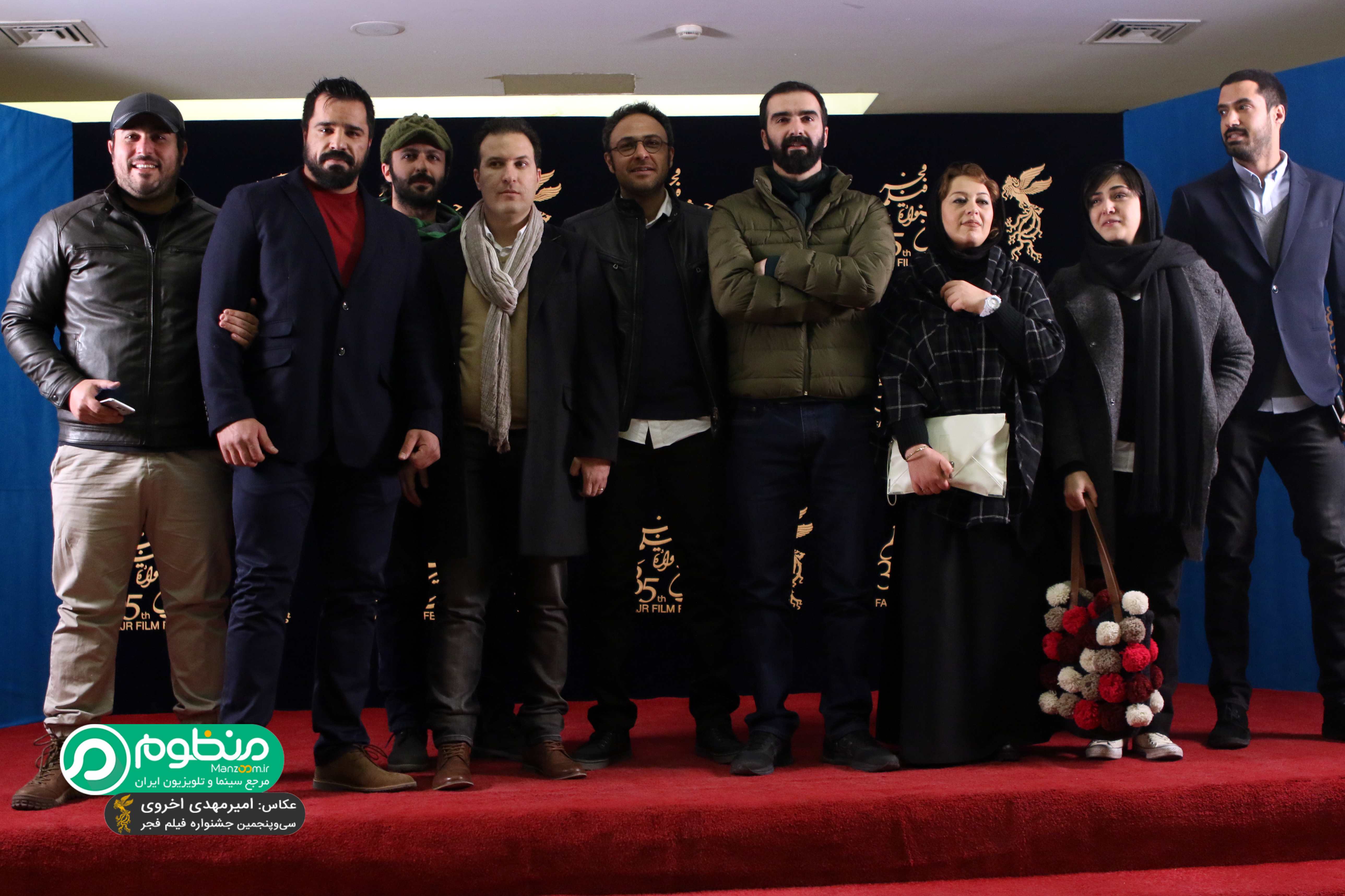 محسن قرایی در فرش قرمز فیلم سینمایی سد معبر به همراه محسن کیایی، باران کوثری، علیرضا کمالی و سپیده عبدالوهاب