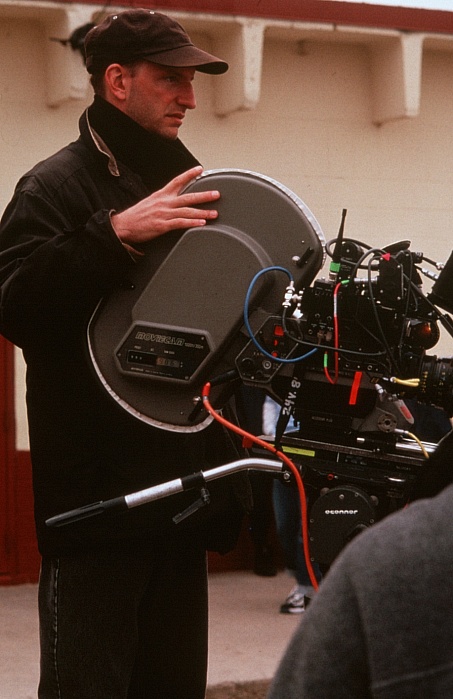 استیون سودربرگ در صحنه فیلم سینمایی خارج از دید