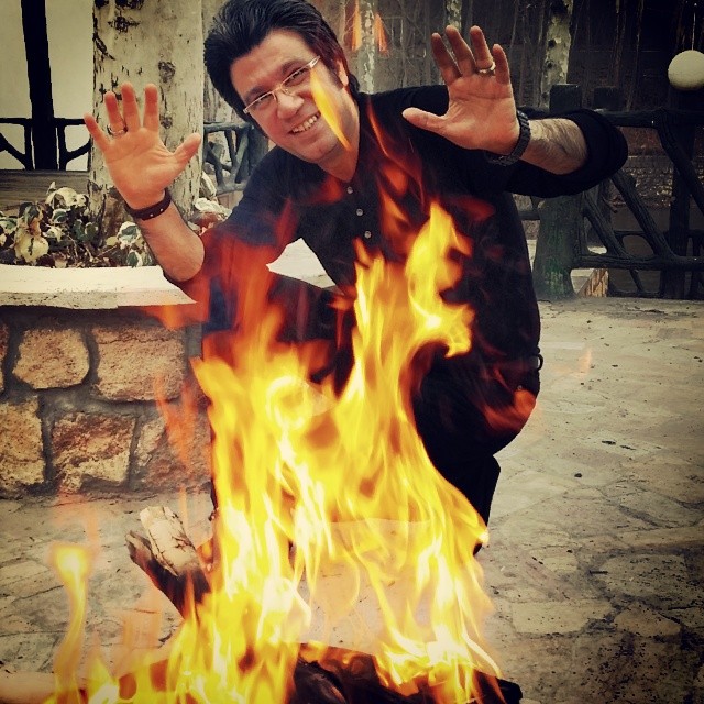 تصویری شخصی از رضا رشیدپور، بازیگر و مجری سینما و تلویزیون