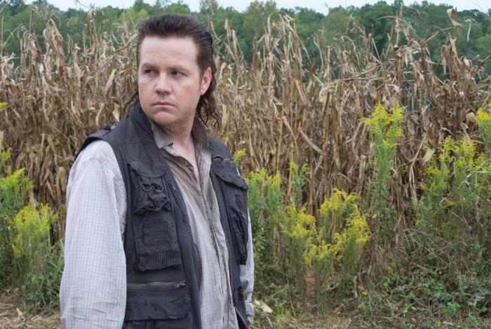 Josh McDermitt در صحنه سریال تلویزیونی مردگان متحرک