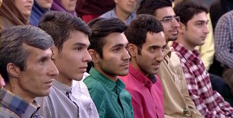  برنامه تلویزیونی خندوانه به کارگردانی رامبد جوان