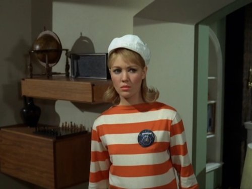 Annette Andre در صحنه سریال تلویزیونی The Prisoner