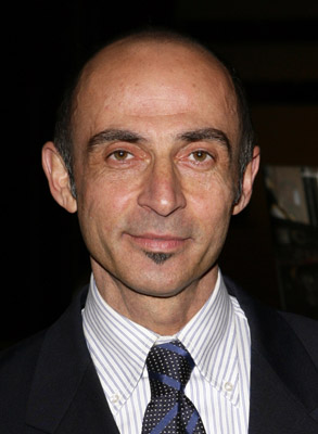 شان طوب در صحنه سریال تلویزیونی شیلد