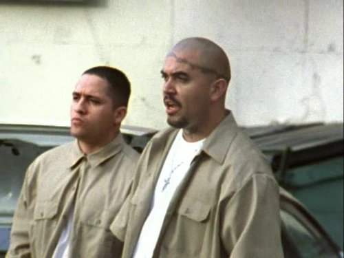 Noel Gugliemi در صحنه سریال تلویزیونی شیلد