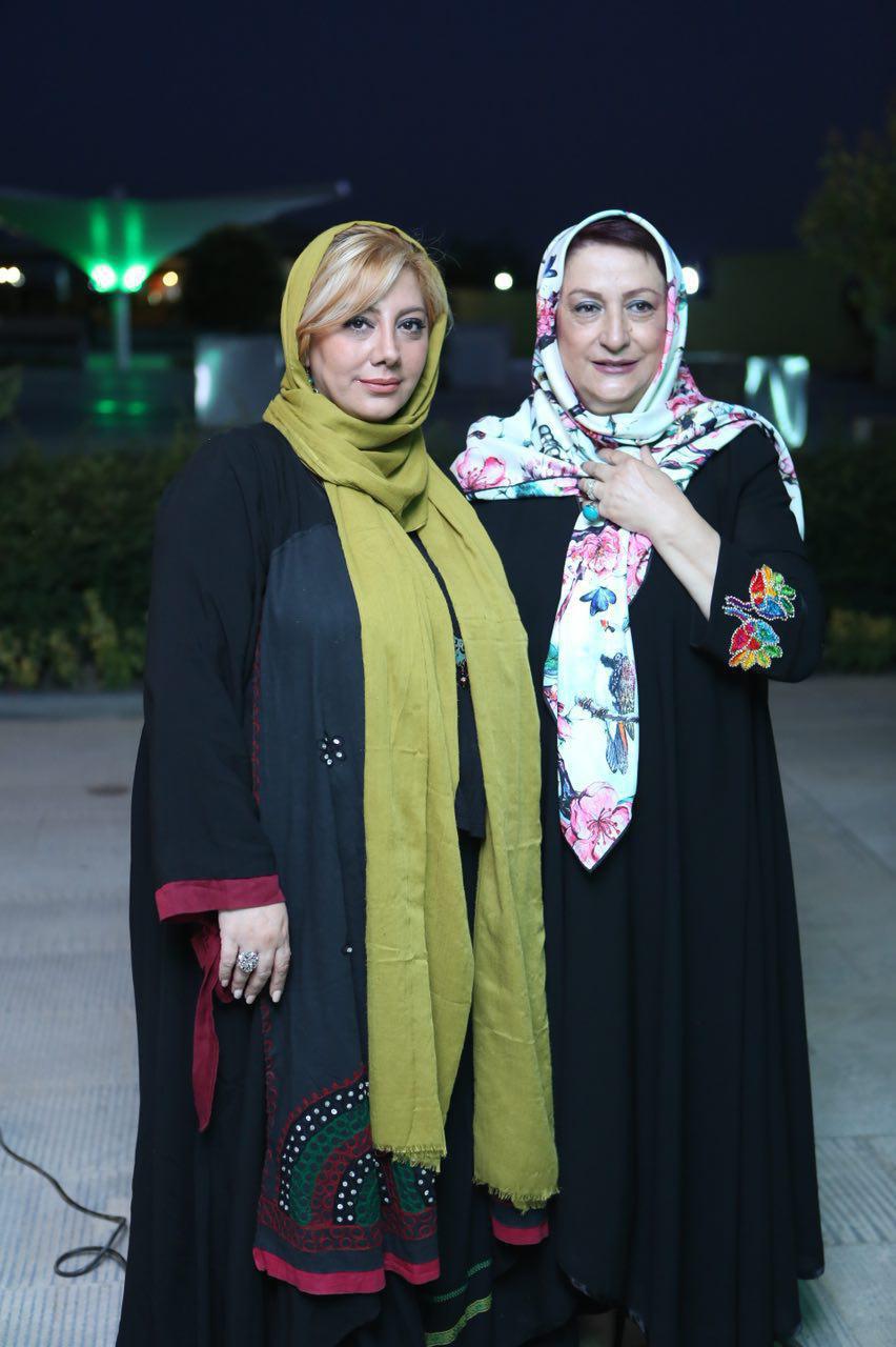 مریم امیرجلالی در اکران افتتاحیه فیلم سینمایی شماره 17 سهیلا به همراه زهرا داوودنژاد