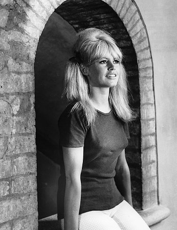  فیلم سینمایی A Very Private Affair با حضور Brigitte Bardot