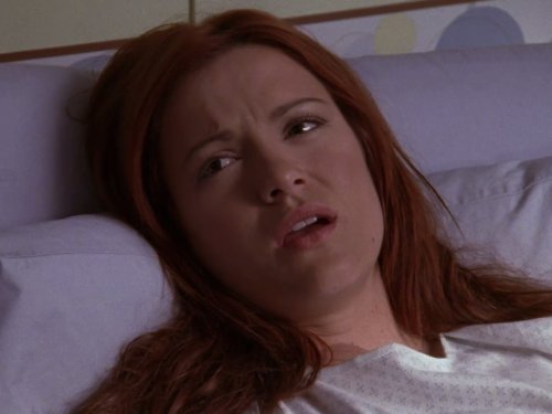 Danneel Ackles در صحنه سریال تلویزیونی یک تپه درخت