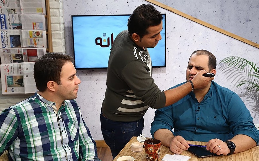  برنامه تلویزیونی عصرانه به کارگردانی ندارد