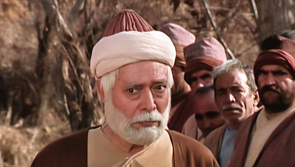 علی نصیریان در صحنه سریال تلویزیونی شیخ بهایی
