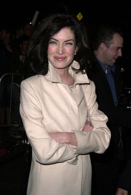 Lara Flynn Boyle در صحنه فیلم سینمایی قاپ زنی