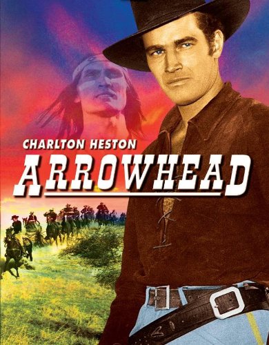 Charlton Heston در صحنه فیلم سینمایی Arrowhead به همراه جک پالانس