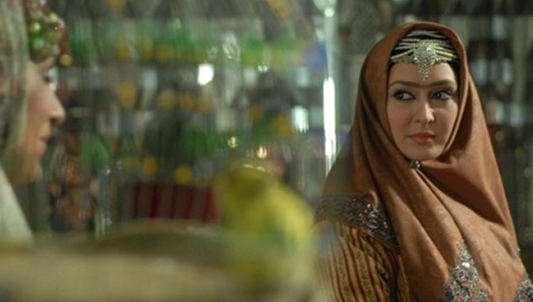 الهام حمیدی در صحنه سریال تلویزیونی تبریز در مه