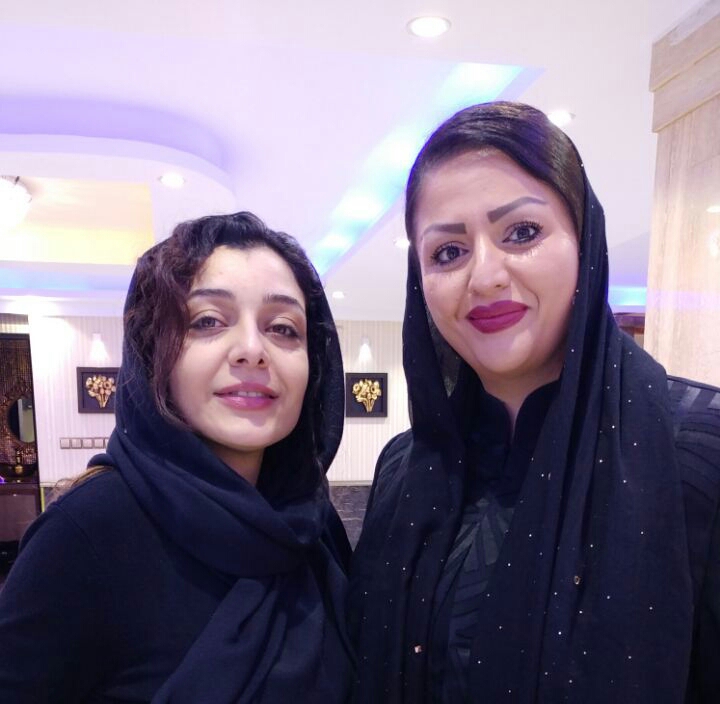 تصویری از هانی هاشمی، بازیگر سینما و تلویزیون در حال بازیگری سر صحنه یکی از آثارش