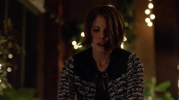 ویلا هلند در صحنه سریال تلویزیونی پیکان