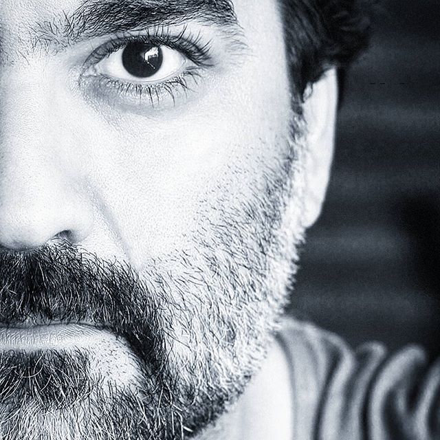 تصویری شخصی از یغما گلرویی، ترانه‌سرا و بازیگر سینما و تلویزیون