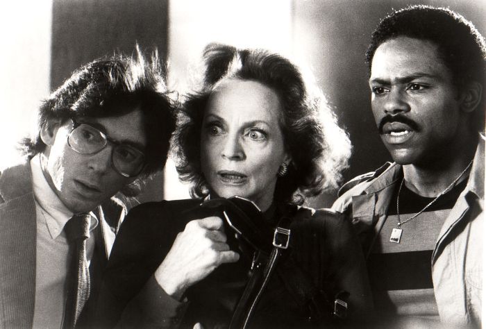 Richard Lawson در صحنه فیلم سینمایی روح خبیث به همراه Martin Casella و Beatrice Straight
