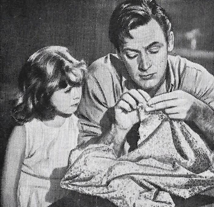  فیلم سینمایی Father Is a Bachelor با حضور ویلیام هولدن