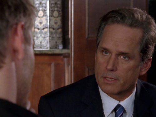 Gregory Harrison در صحنه سریال تلویزیونی یک تپه درخت