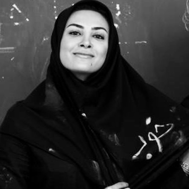 تصویری شخصی از حدیثه تهرانی، بازیگر سینما و تلویزیون