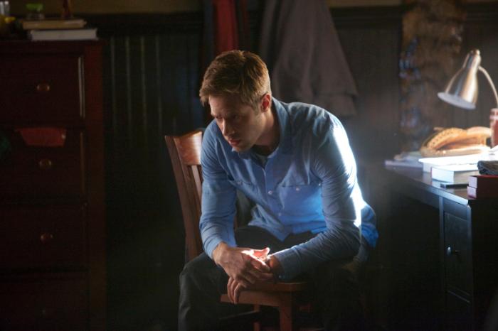 Shaun Sipos در صحنه سریال تلویزیونی خاطرات خون آشام