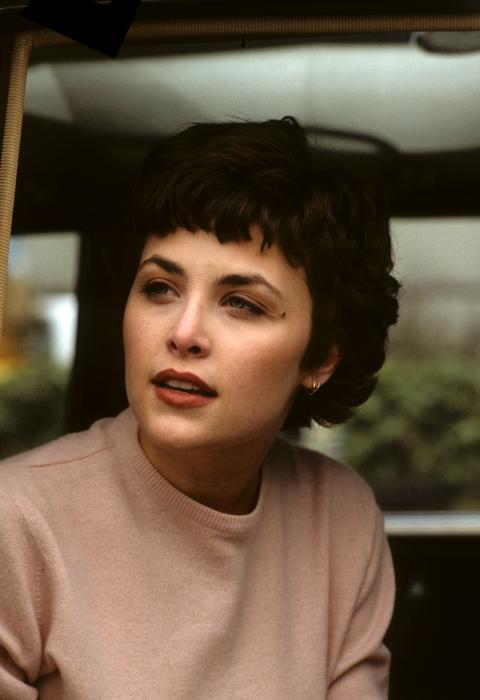 Sherilyn Fenn در صحنه سریال تلویزیونی توئین پیکس