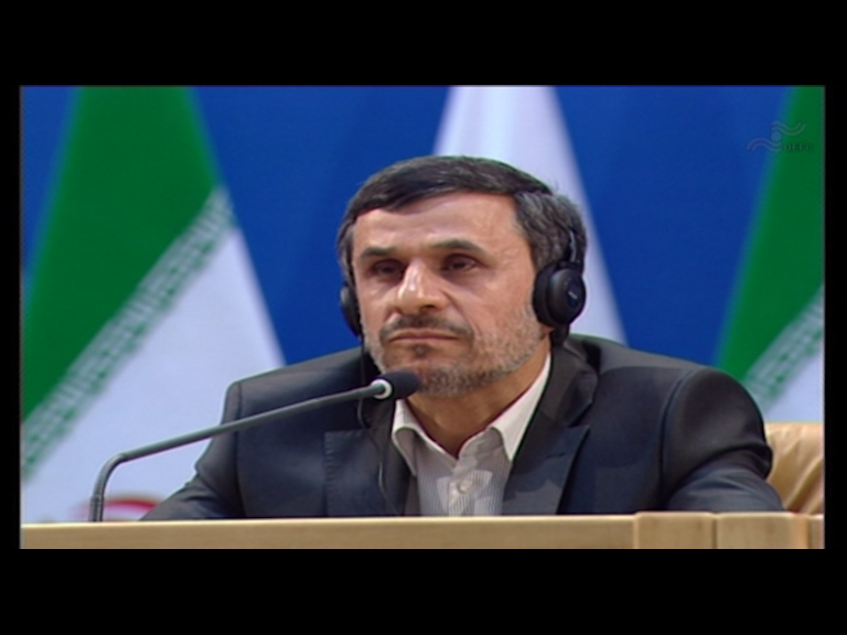 فیلم سینمایی حق مسلم چیست به کارگردانی عباس لاجوردی طوسی