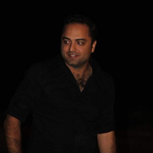 تصویری شخصی از بابک بهشاد، بازیگر سینما و تلویزیون