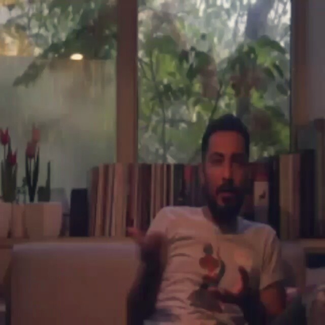 تصویری شخصی از نوید محمدزاده، بازیگر و کارگردان سینما و تلویزیون