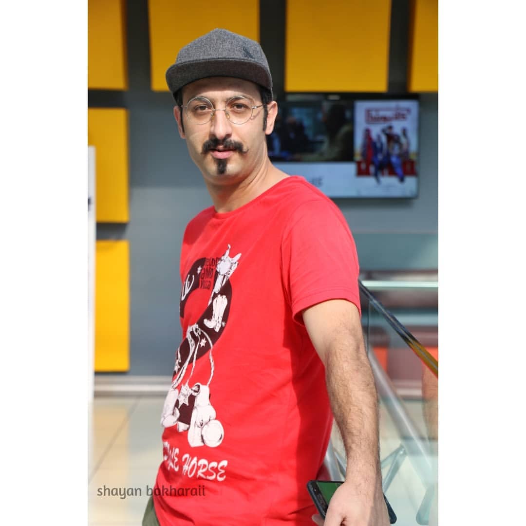 تصویری شخصی از حسین امیدی، بازیگر سینما و تلویزیون