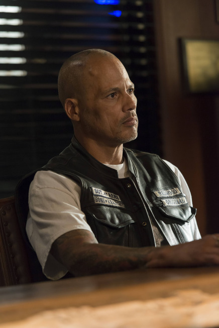 David Labrava در صحنه سریال تلویزیونی فرزندان آشوب