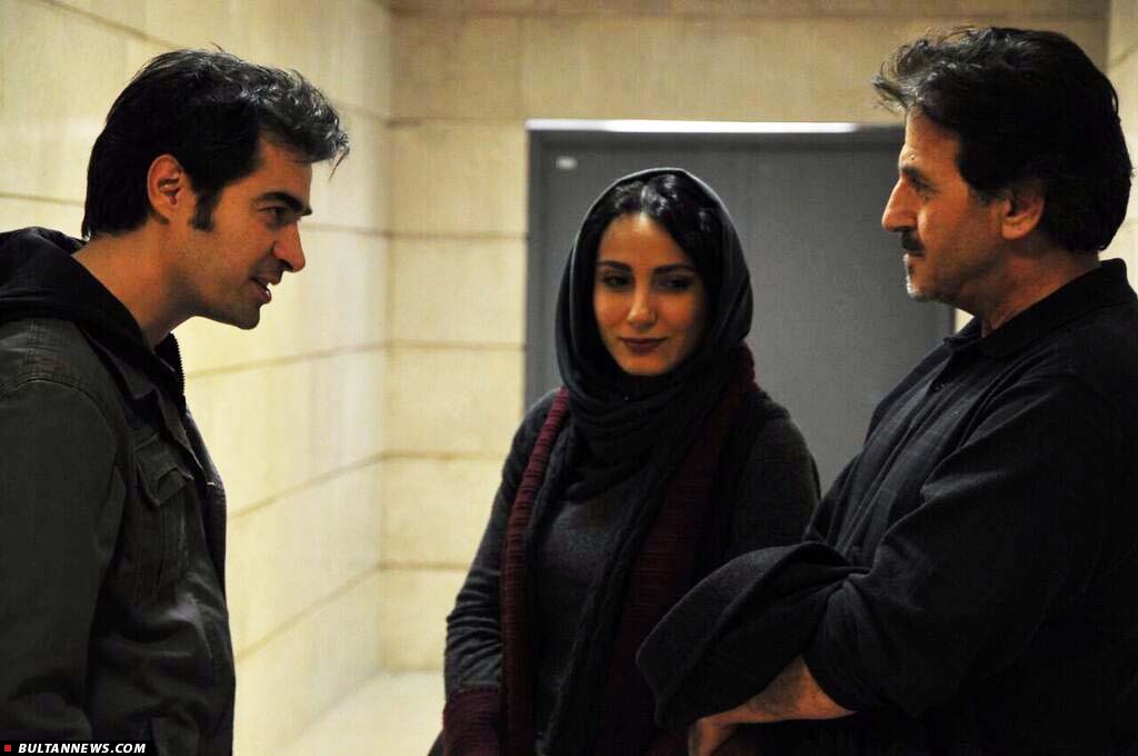 سمیرا حسن‌پور در صحنه فیلم سینمایی سایه های موازی به همراه سید‌شهاب حسینی و ابوالفضل پورعرب