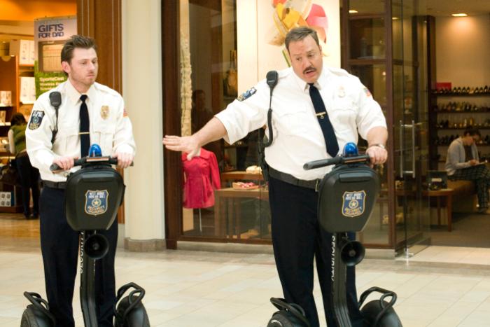 Keir O'Donnell در صحنه فیلم سینمایی پاول بلارت: پلیس فروشگاه به همراه Kevin James