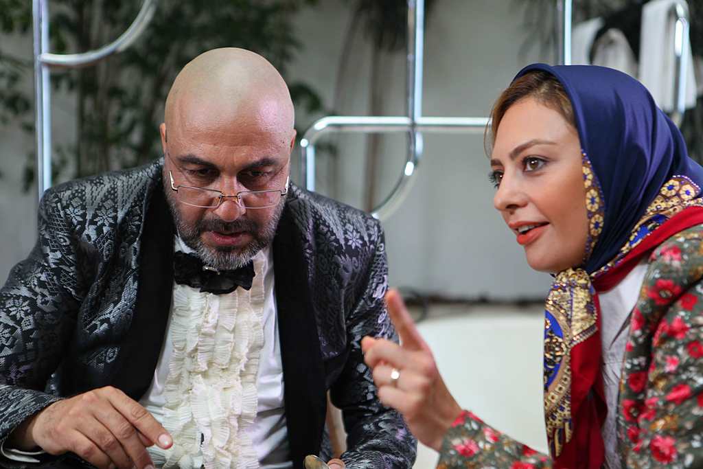 یکتا ناصر در صحنه فیلم سینمایی من سالوادور نیستم به همراه رضا عطاران