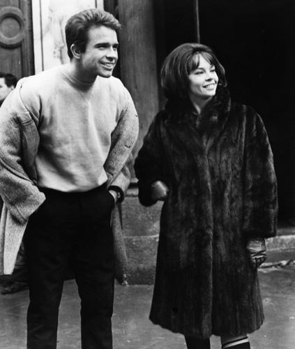  فیلم سینمایی Promise Her Anything با حضور Warren Beatty و Leslie Caron