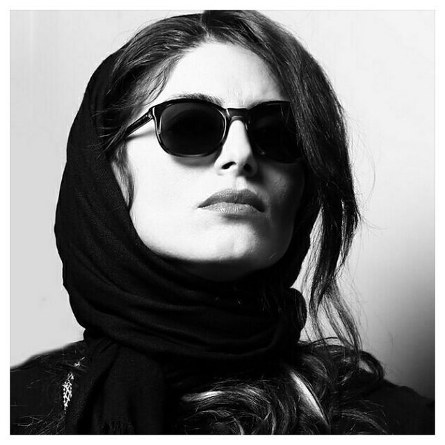 تصویری شخصی از رها خدایاری، بازیگر سینما و تلویزیون