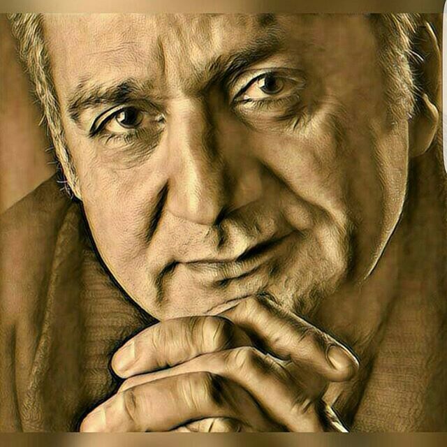 تصویری از پرویز پرستویی، بازیگر و تهیه کننده سینما و تلویزیون در حال بازیگری سر صحنه یکی از آثارش