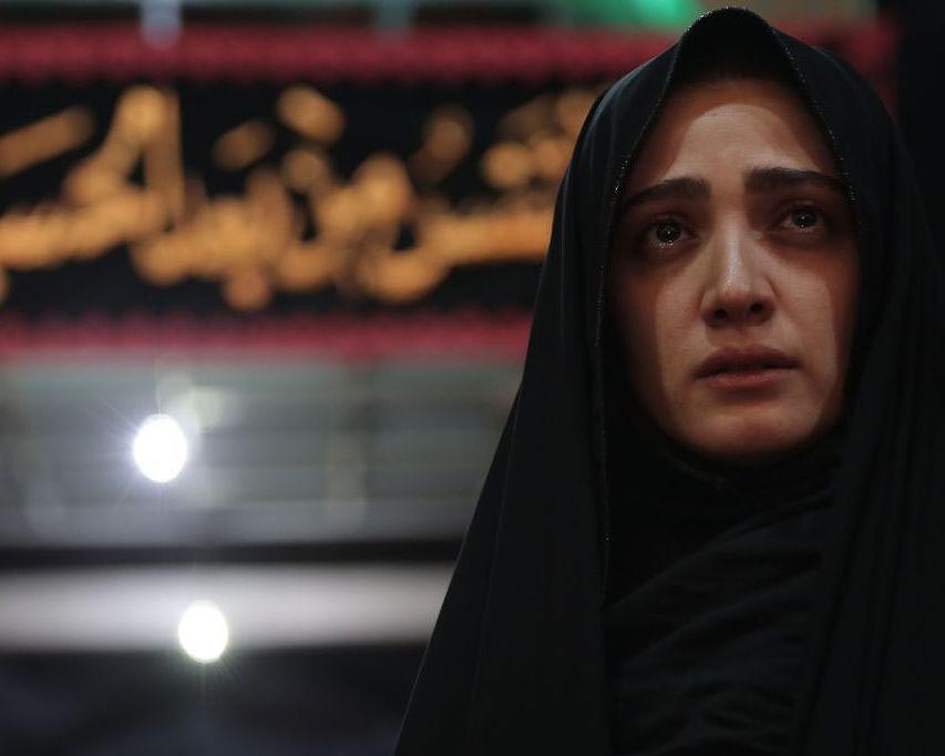 مینا ساداتی در صحنه فیلم سینمایی هیهات