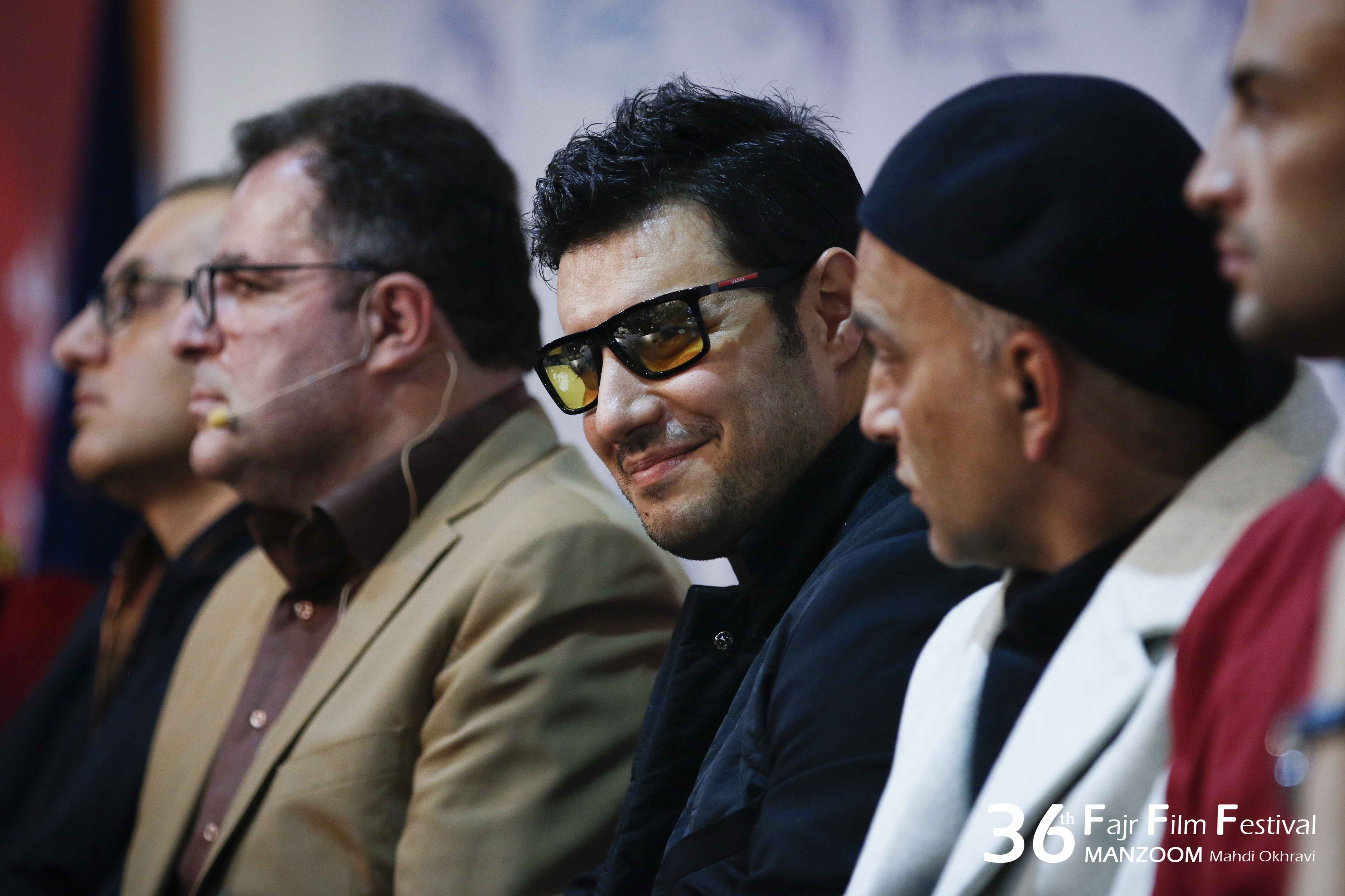 بهرام توکلی در نشست خبری فیلم سینمایی تنگه ابوقریب به همراه امیر جدیدی، جواد عزتی، حمیدرضا آذرنگ و محمود گبرلو