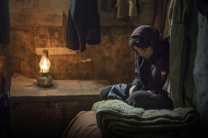  فیلم سینمایی اینجا کسی نمی‌میرد به کارگردانی حسین کندری