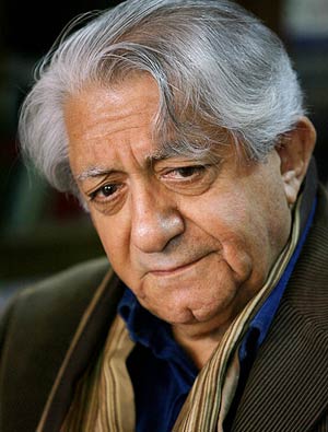 تصویری شخصی از عزت‌الله انتظامی، بازیگر و نویسنده سینما و تلویزیون