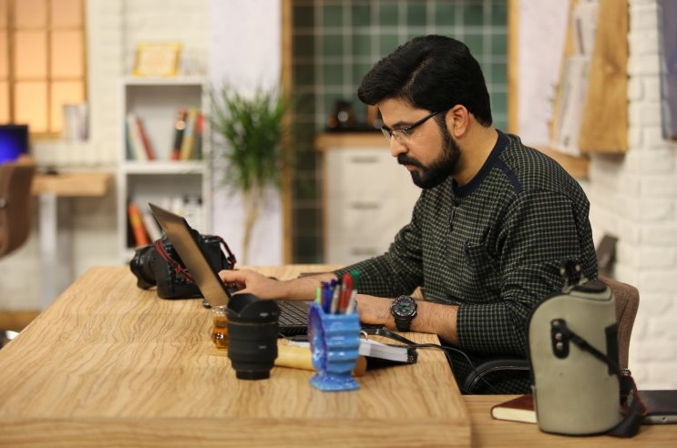  برنامه تلویزیونی عصرانه به کارگردانی ندارد