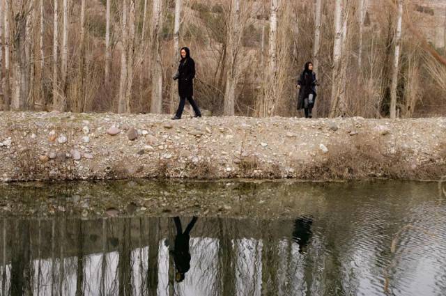  فیلم سینمایی چند روز بعد به کارگردانی نیکی کریمی