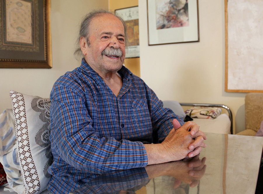 تصویری شخصی از محمدعلی کشاورز، بازیگر و کارگردان سینما و تلویزیون