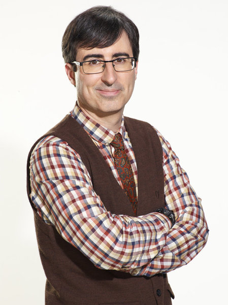 John Oliver در صحنه سریال تلویزیونی Community