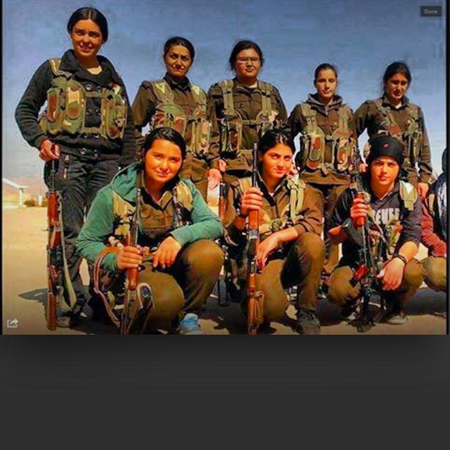 تصویری شخصی از شبنم مقدمی، بازیگر و کارشناس سینما و تلویزیون