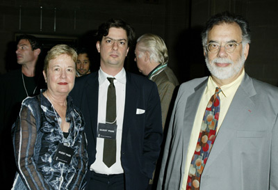 Roman Coppola در صحنه فیلم سینمایی شیادان به همراه فرانسیس فورد کاپولا و Eleanor Coppola