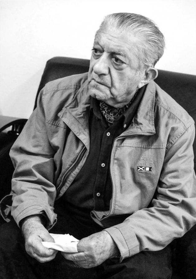 تصویری شخصی از عزت‌الله انتظامی، بازیگر و نویسنده سینما و تلویزیون