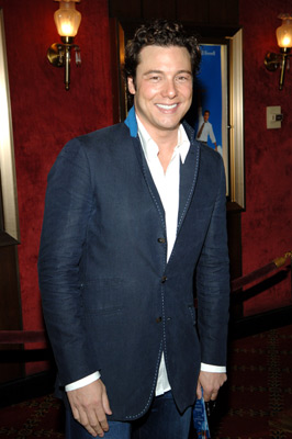  فیلم سینمایی افسونگر به کارگردانی نورا افرون