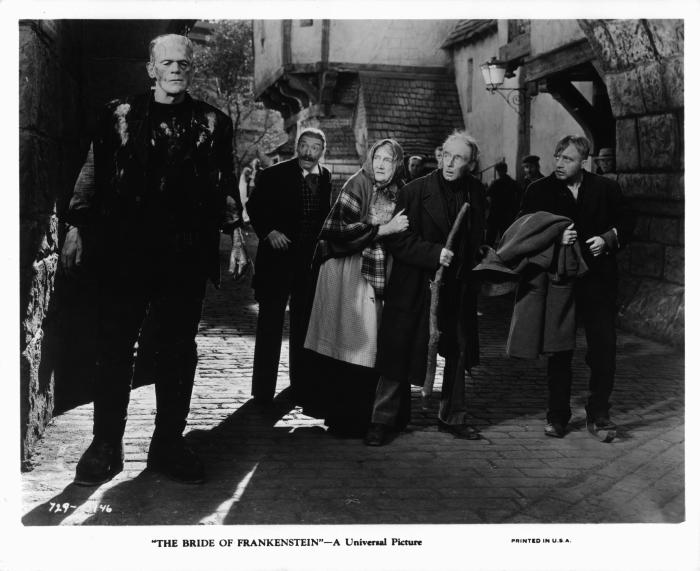 Dwight Frye در صحنه فیلم سینمایی The Bride of Frankenstein به همراه Boris Karloff