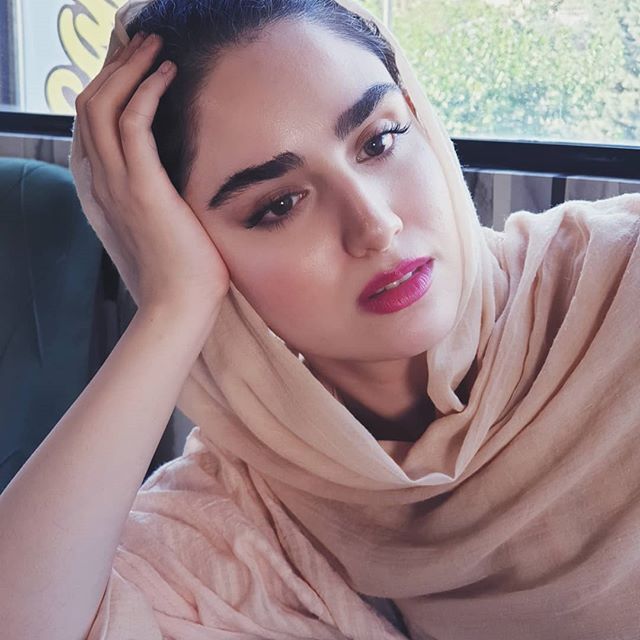 تصویری شخصی از هانیه غلامی، بازیگر سینما و تلویزیون